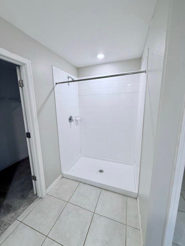 Building Photo - 7109 Amelia Cove Ct