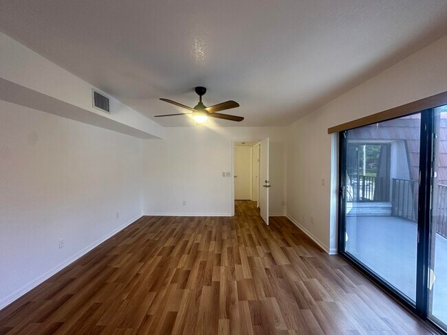 Building Photo - 8559 Boca Rio Dr
