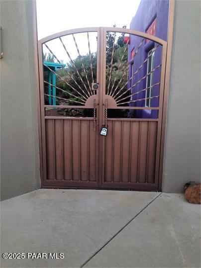 Building Photo - 74 N French Dr