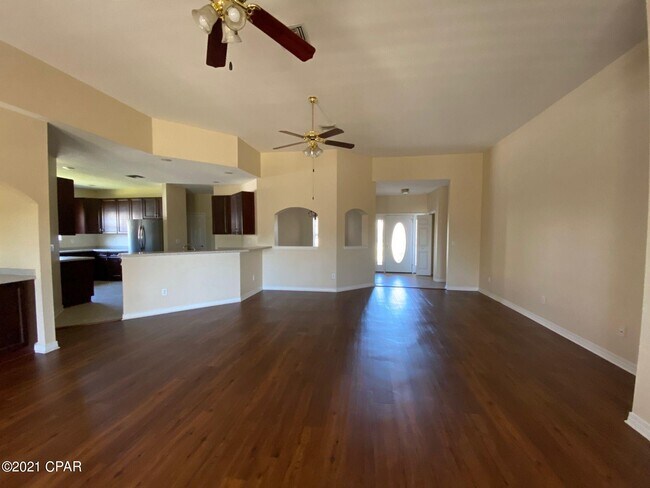 Building Photo - 3620 Bay Tree Rd
