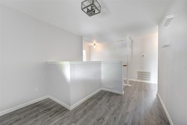 Building Photo - 3310 Little Farms Ct