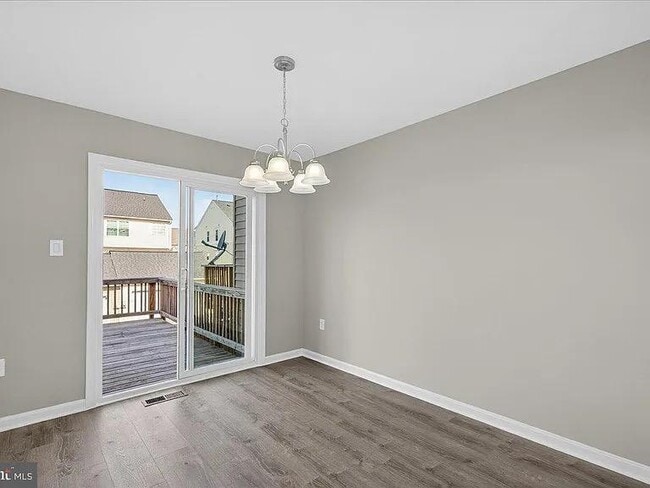 Building Photo - 22989 Whitehall Terrace