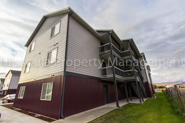 Building Photo - 3810 Mullan Rd