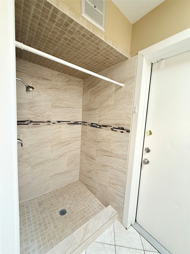 Building Photo - 9231 Stroud Dr