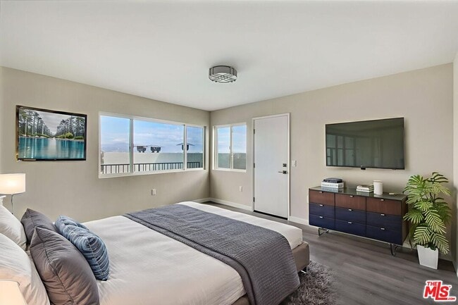 Building Photo - 4151 Don Mariano Dr