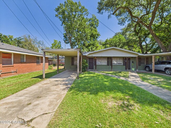 Primary Photo - 1618 W St Mary Blvd