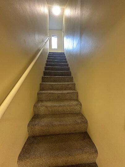 Building Photo - "Charming 5-Bed Home on Grand Ave: Spacious Living with 2.5 Baths in Heart of St. Paul!"