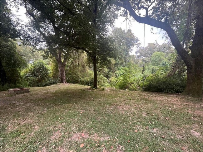 Building Photo - 30770 Cemetery Rd