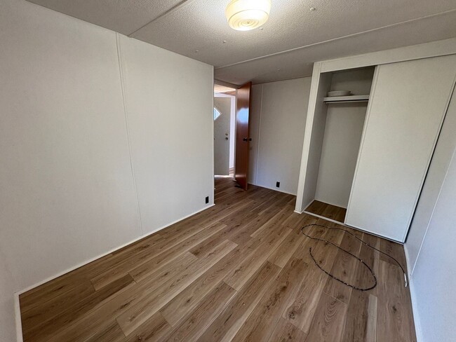 Building Photo - Two bedroom single wide on a private lot!