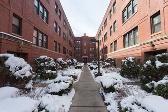 Building Photo - 5742 N Winthrop Ave