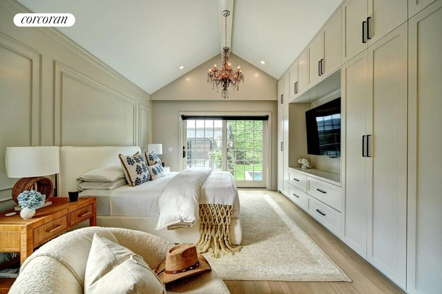 Building Photo - 95 Fordham Rd