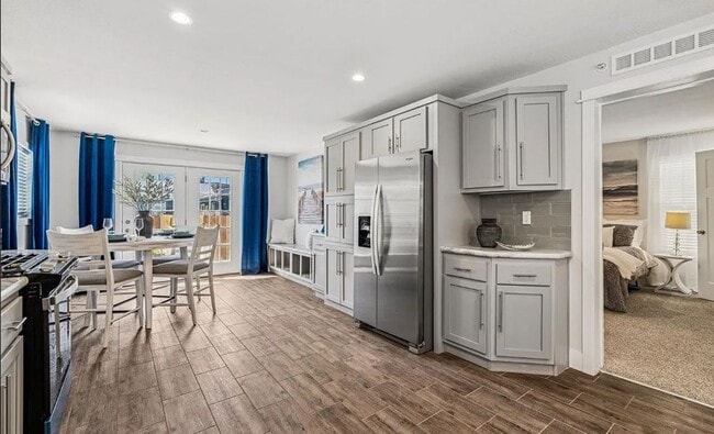 Building Photo - Stunning new home featuring 3 bedroom and ...