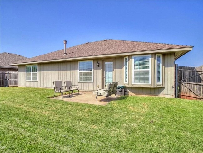 Building Photo - Edmond home with Storm Shelter