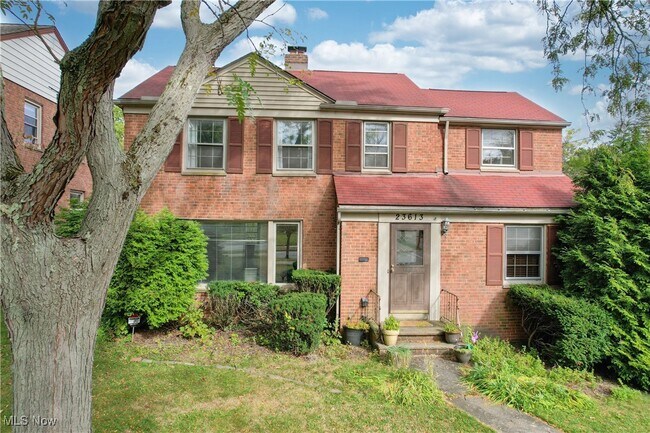 Primary Photo - 23613 E Baintree Rd