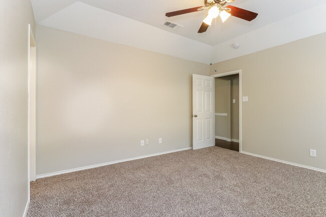 Building Photo - 6410 Running Creek Dr