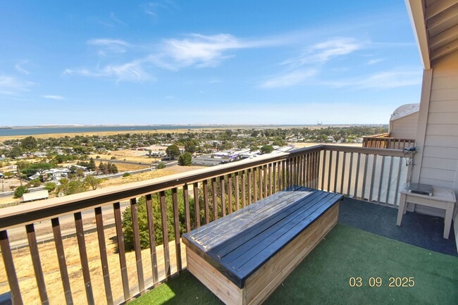Building Photo - Welcome to Bay Point, CA Where Every Day B...