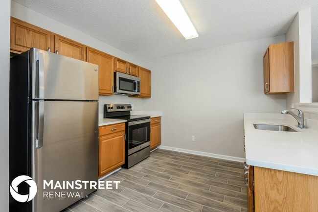 Building Photo - 3610 Bedford Park Ct