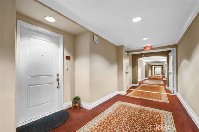 Building Photo - 580 W Main St