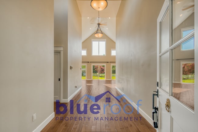 Building Photo - 28901 SW 60th Ave