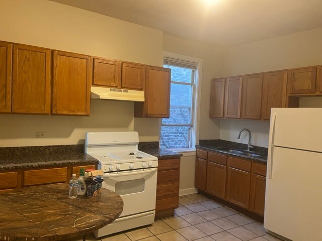 Building Photo - 4026 W 21st Pl