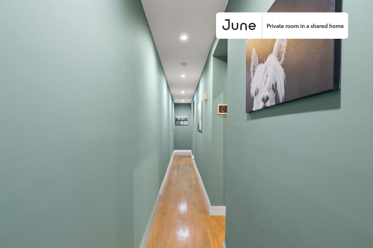 Building Photo - Room in Shared 4 bed/2 bath home in West Harlem