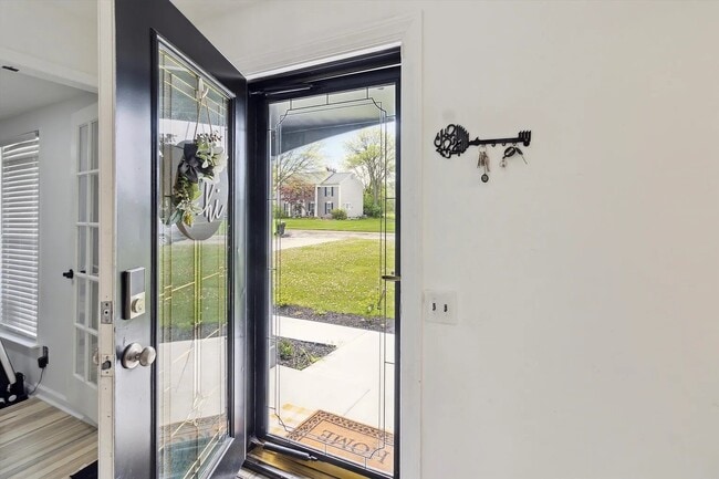 Building Photo - 5242 Cedarhurst Dr