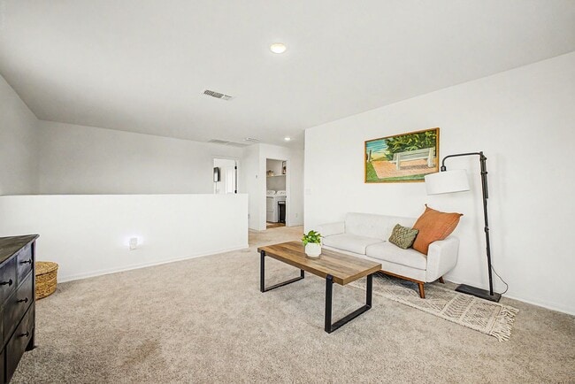 Building Photo - 7598 W Smoketree Dr