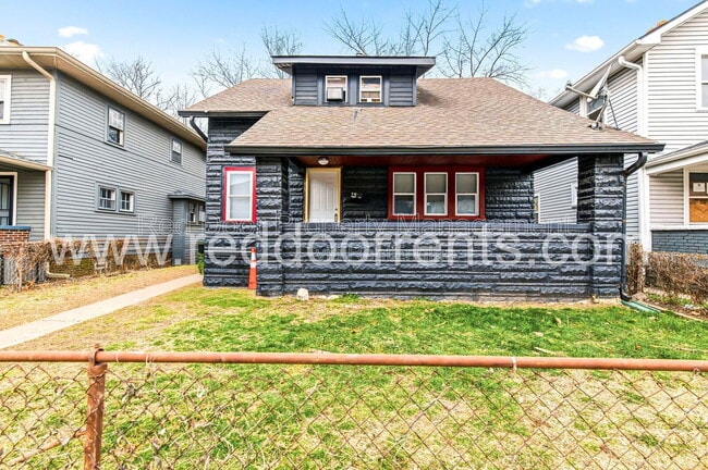 Building Photo - 408 N Oakland Ave