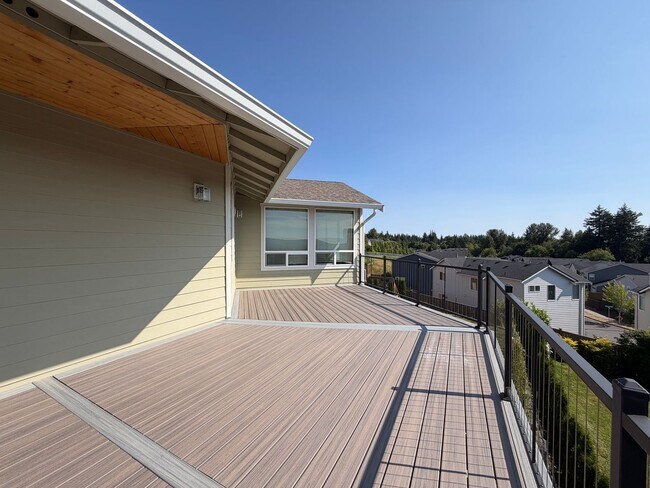 Building Photo - Military Discount - Please Inquire! ~ Whiskey Ridge View Home | 5 Bed + Bonus Living Space with O...