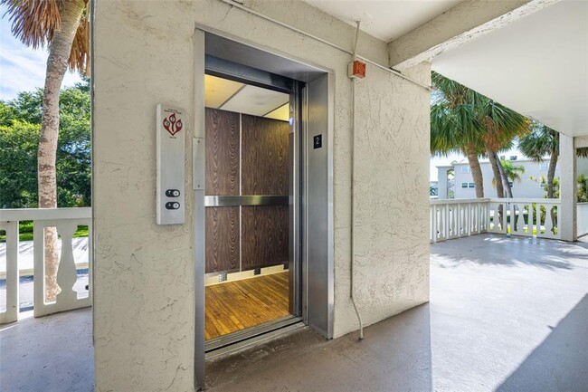 Building Photo - 946 Virginia St