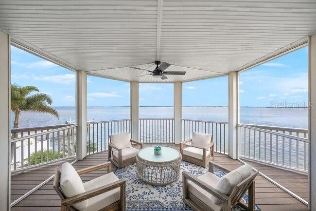 Building Photo - 527 56th St