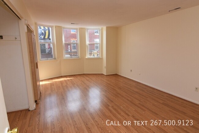 Building Photo - 303 South St