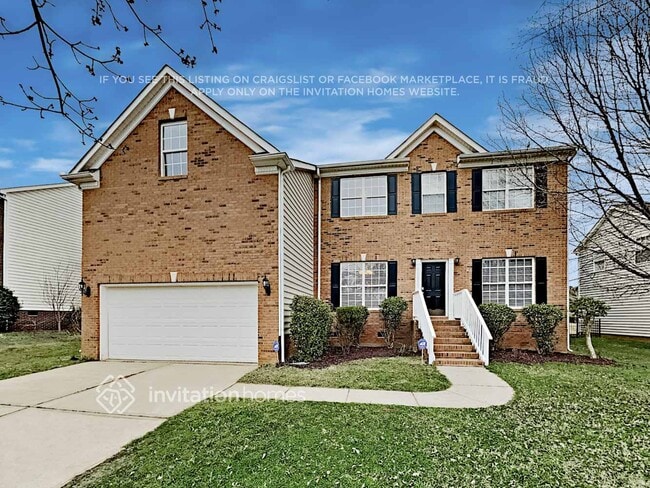 Building Photo - 11023 Sycamore Club Dr