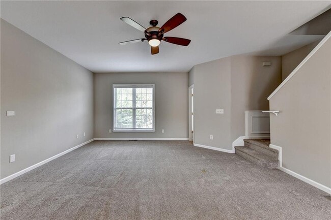 Building Photo - 4020 Edgecomb Dr
