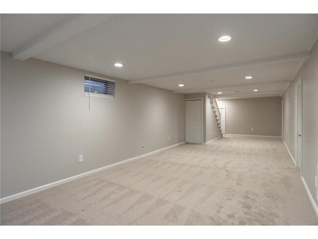 Building Photo - 6418 Knoll St