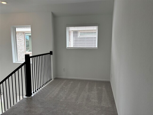 Building Photo - 6307 Serenity View Ln
