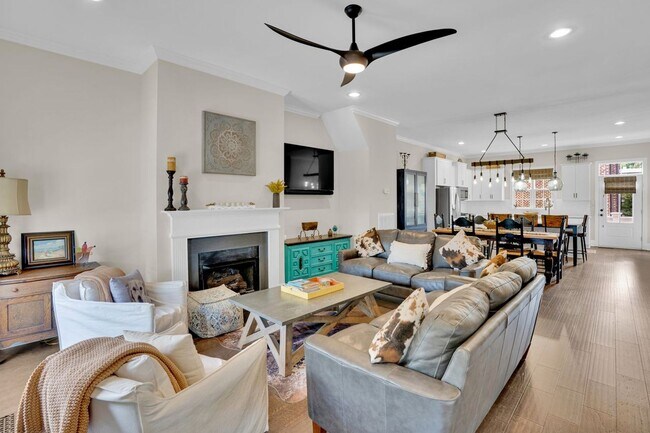 Building Photo - Bull Street District 3 Bedroom 3.5 Bath