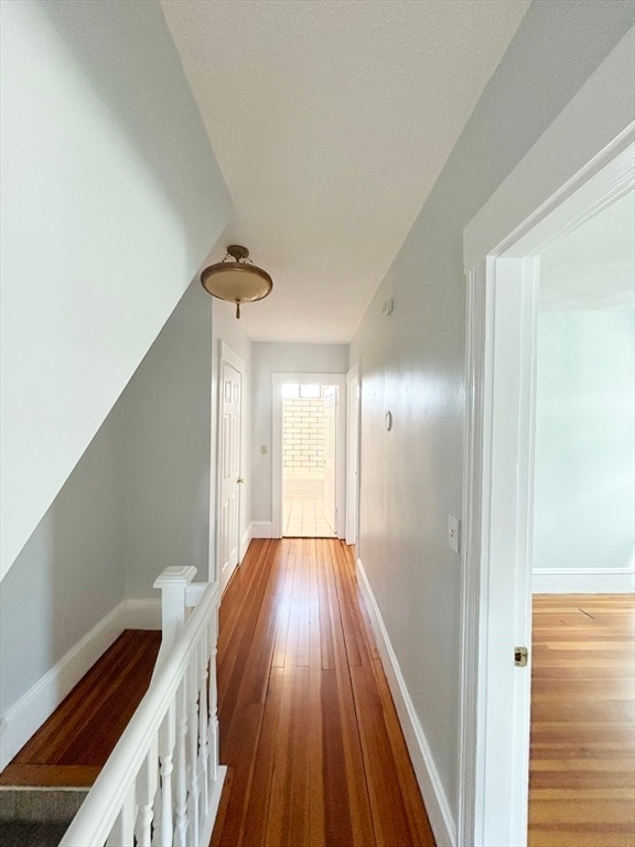 Building Photo - 80 Linden St