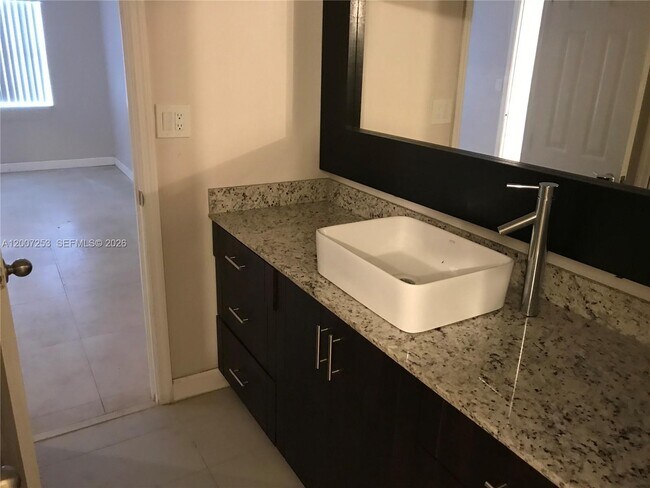 Building Photo - 11237 SW 88th St