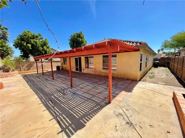 Building Photo - 147 Ropango Way