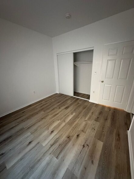 Building Photo - 6545 Fulton Ave