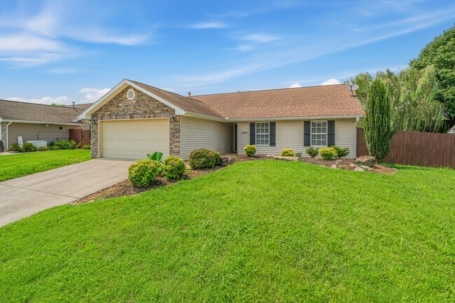 Building Photo - 1037 Stones Throw Ln
