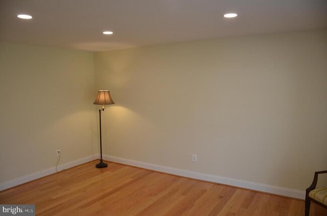 Building Photo - 9012 Paddock Ln