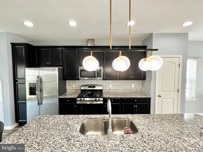 Building Photo - 1106 Wickersham Wy