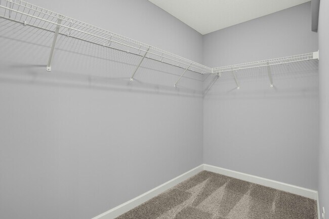 Building Photo - 6447 Inspire Cir S