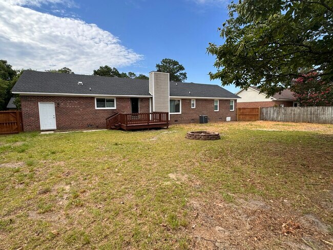 Building Photo - 6916 Twin Creek Ct