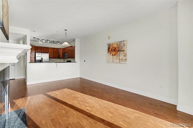 Building Photo - 9039 E Panorama Cir
