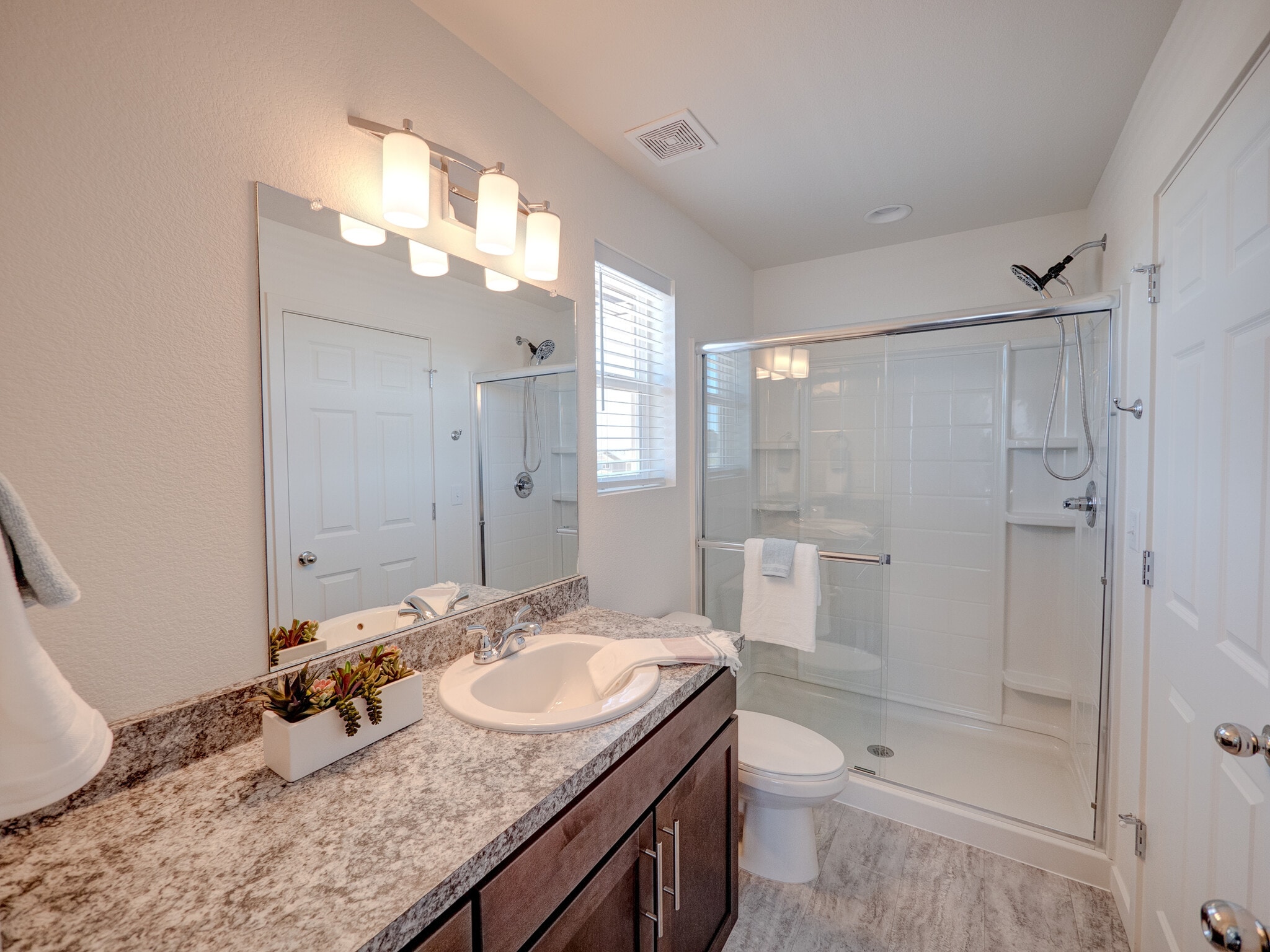 9278 Turlough master bath. - 9278 Turlough Hts