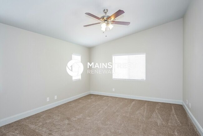 Building Photo - 3 Bedroom Pet-Friendly Home in North Las V...