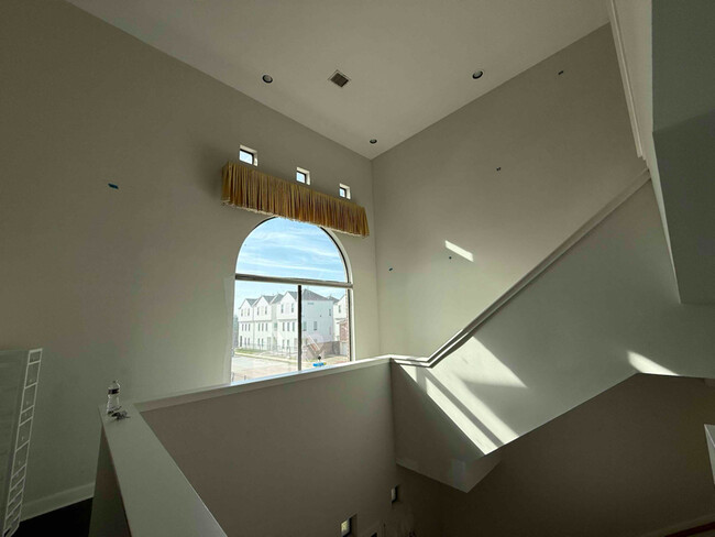 Building Photo - 9801 Riddlelink Ln